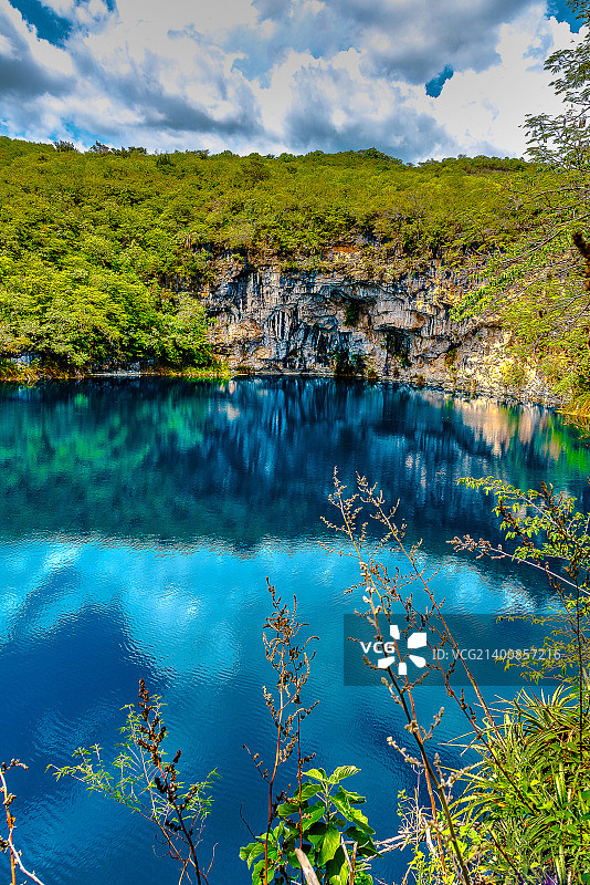 危地马拉韦韦特南戈坎德拉里亚天然井图片素材