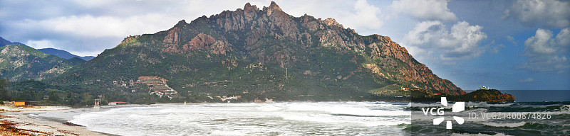 津尼比里海滩山，撒丁岛图片素材