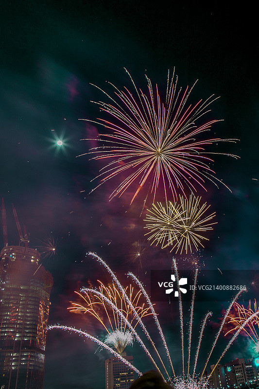 夜晚的烟花图片素材