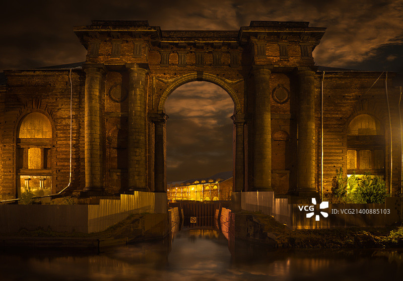 秋夜中的纽荷兰阴森景象图片素材