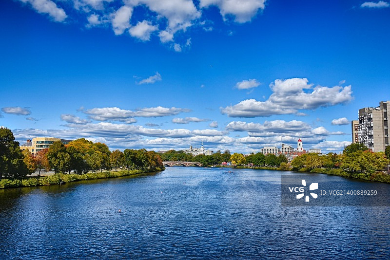 2016年波士顿查尔斯河秋景图片素材