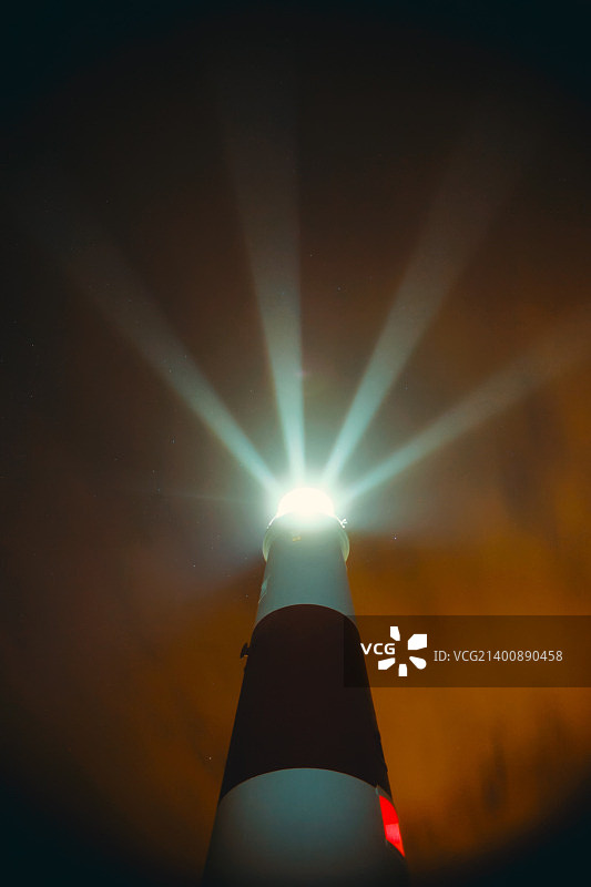 夜晚的灯塔 - 英国波特兰比尔图片素材