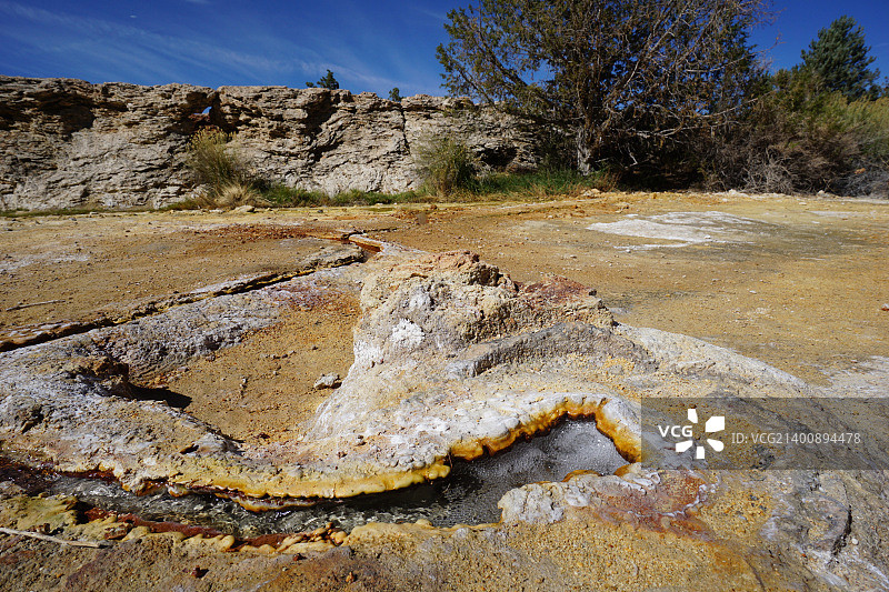 石灰华温泉 - 水源图片素材