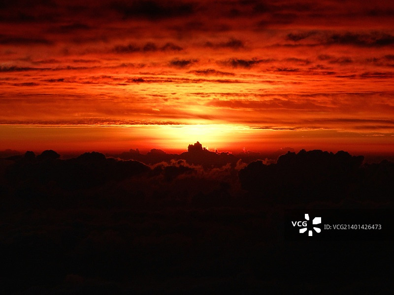 肯尼亚山顶的黎明图片素材