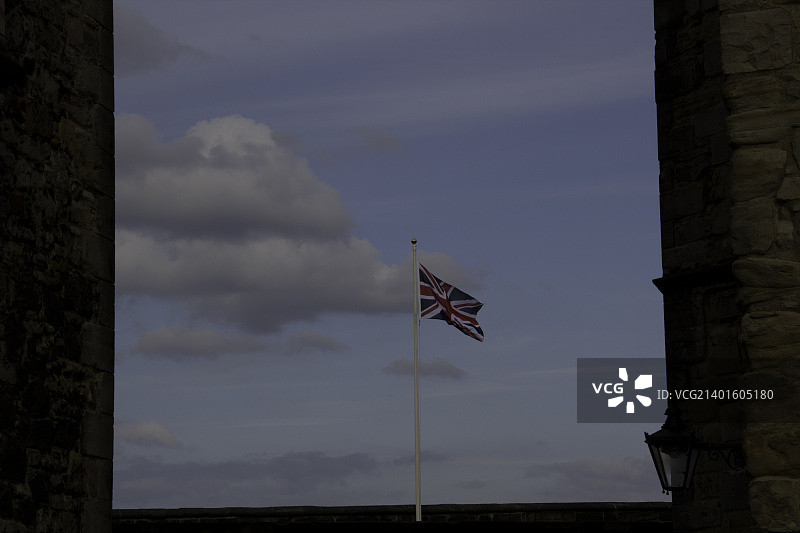 爱丁堡城堡飘扬的英国国旗图片素材