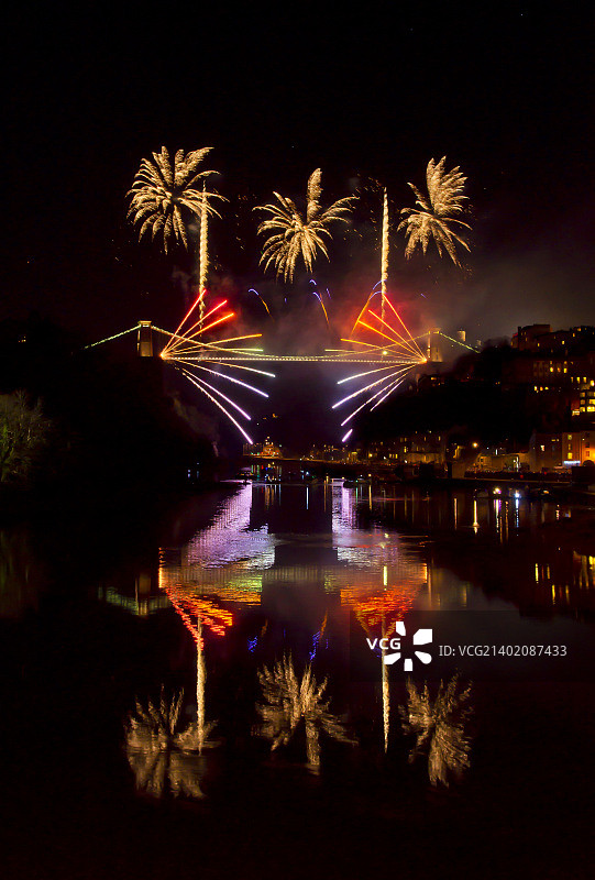 克利夫顿吊桥150周年烟花图片素材
