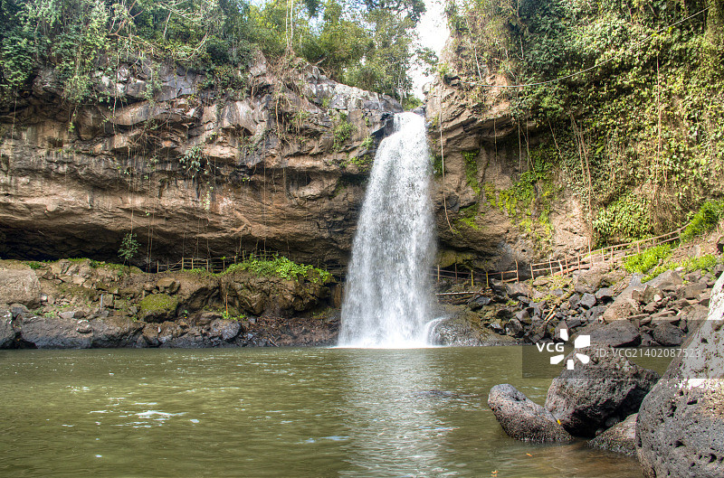 尼加拉瓜马塔加尔帕附近的白色瀑布图片素材