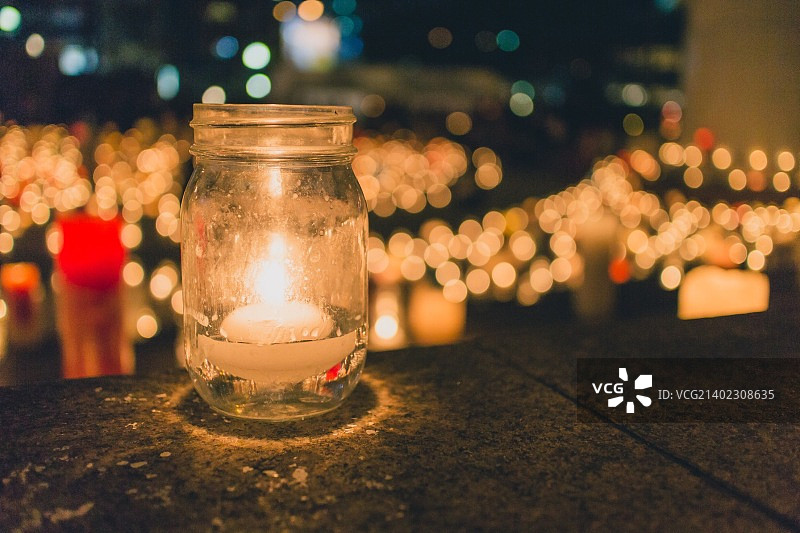 大阪西梅田烛光夜图片素材