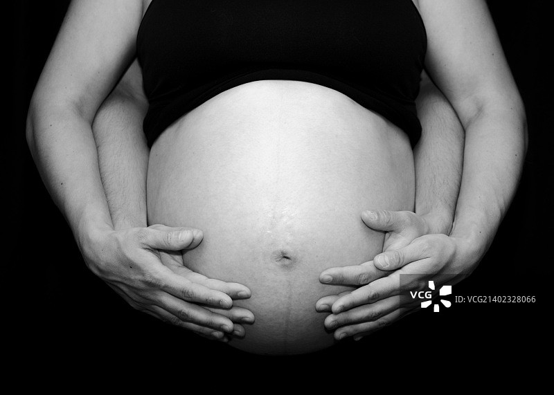 孕肚之爱图片素材