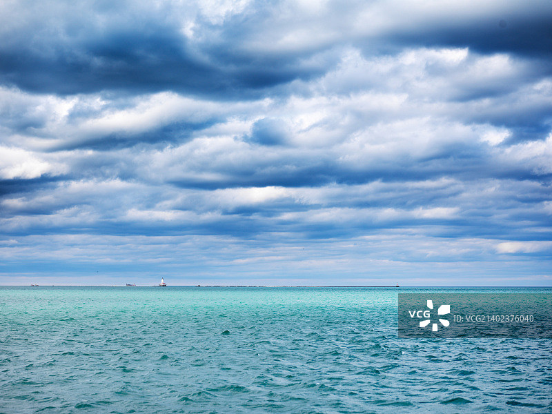 伊利诺伊州芝加哥附近的密歇根湖景色图片素材