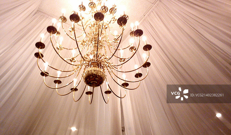 波光粼粼的光图片素材