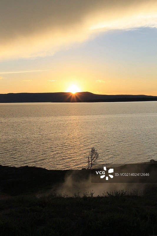 黄石湖的日落图片素材