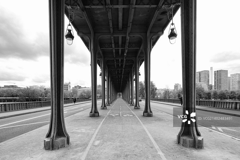 盗梦空间(比尔哈坎桥)图片素材