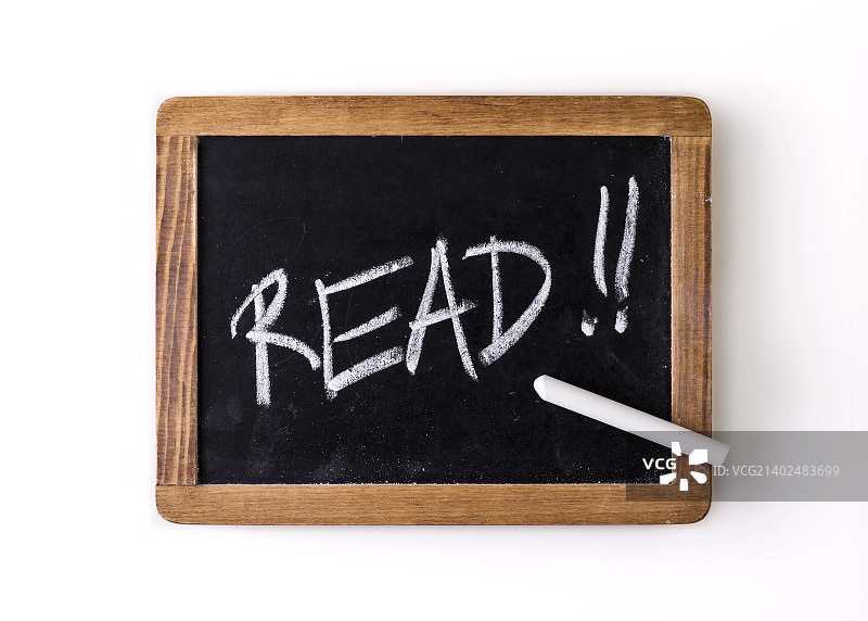 写在石板上的命令“阅读！”图片素材