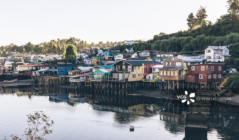 智利奇洛埃岛卡斯特罗的帕拉菲托斯图片素材