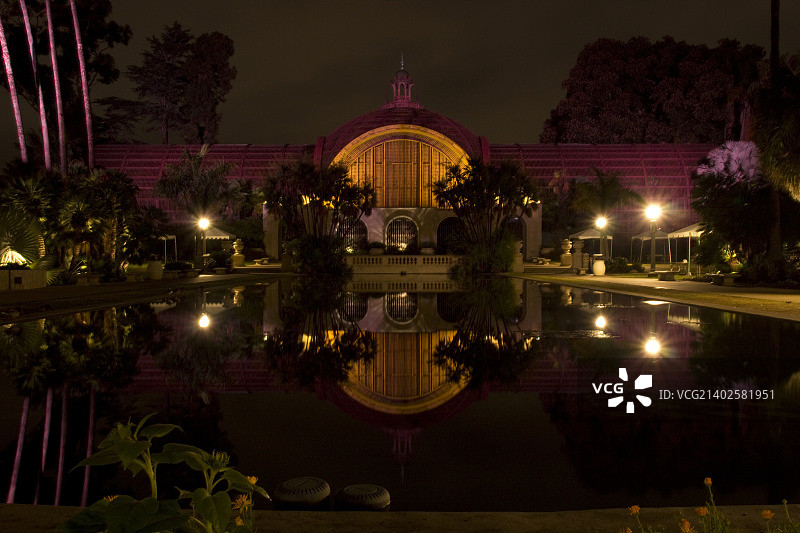 巴尔波亚公园植物园建筑。图片素材