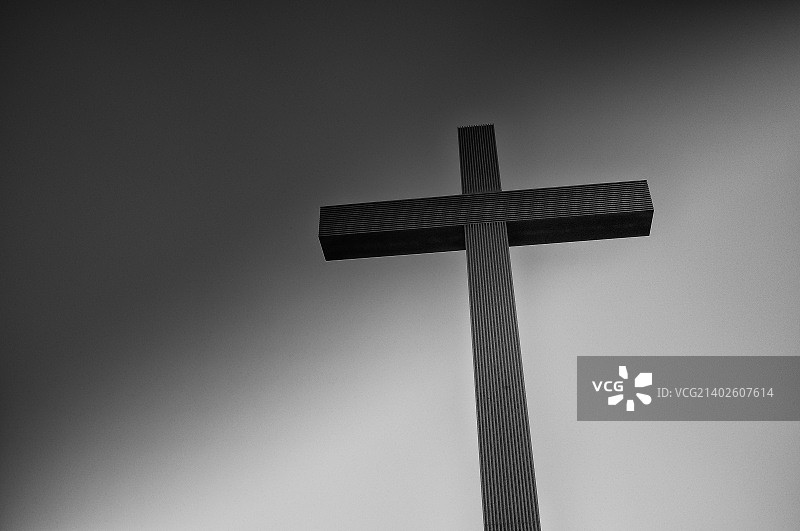 重型十字架图片素材