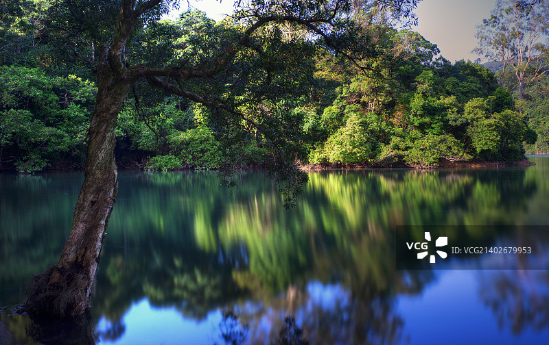 香港荃湾城门水塘图片素材