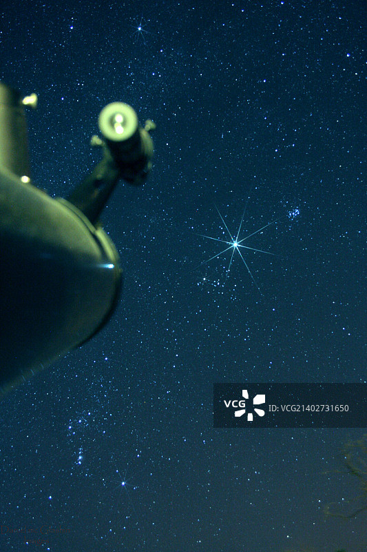 猎户座木星和昴星团会合图片素材