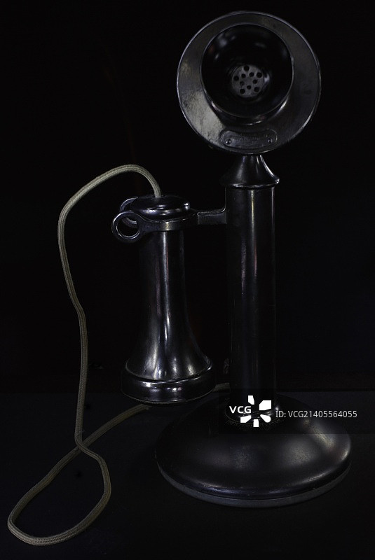 1915年西部电气烛台电话图片素材