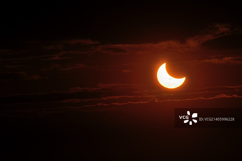 2014年10月23日部分日食与太阳黑子图片素材