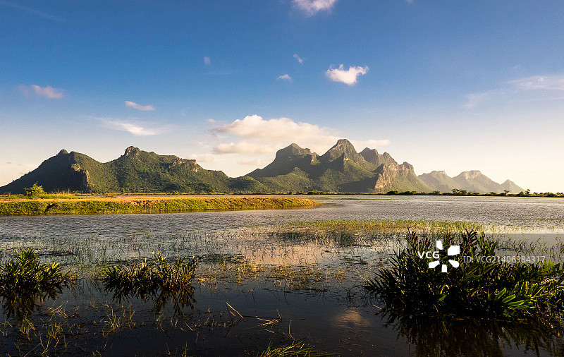 泰国巴蜀府三百峰国家公园图片素材
