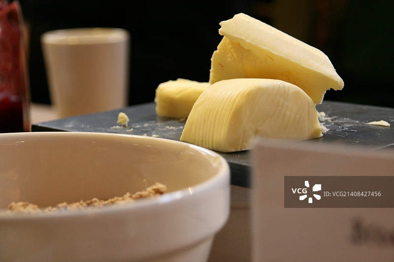 没有黄油的面包是什么？图片素材