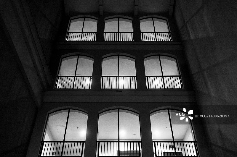 倾斜的阳台图片素材