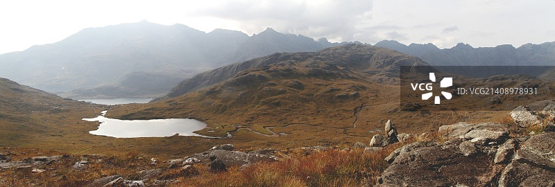 里阿比奇湖和库林山图片素材