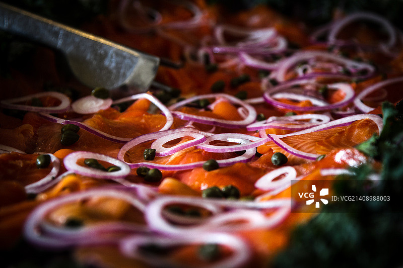 熏鲑鱼拼盘图片素材