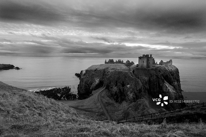 邓诺特城堡黑白照图片素材