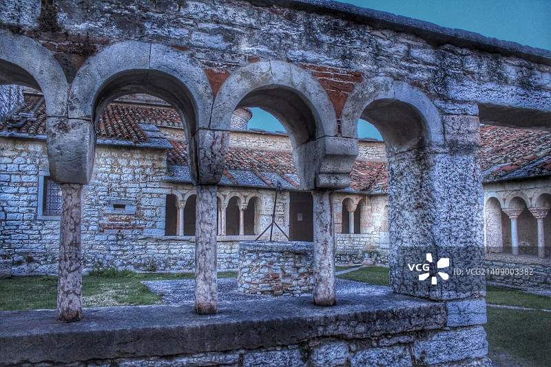 圣乔治教堂回廊图片素材