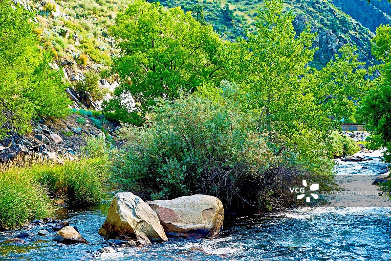 大汤普森河下游景观图片素材
