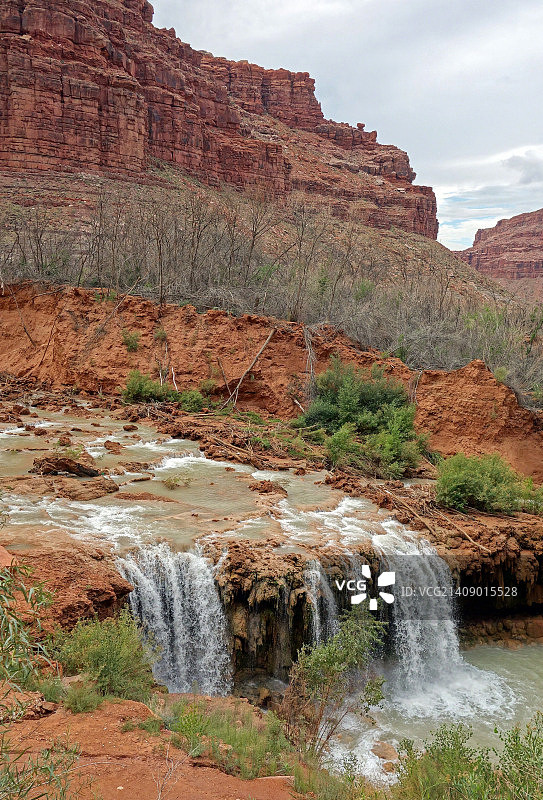 哈瓦苏溪的下纳瓦霍瀑布图片素材