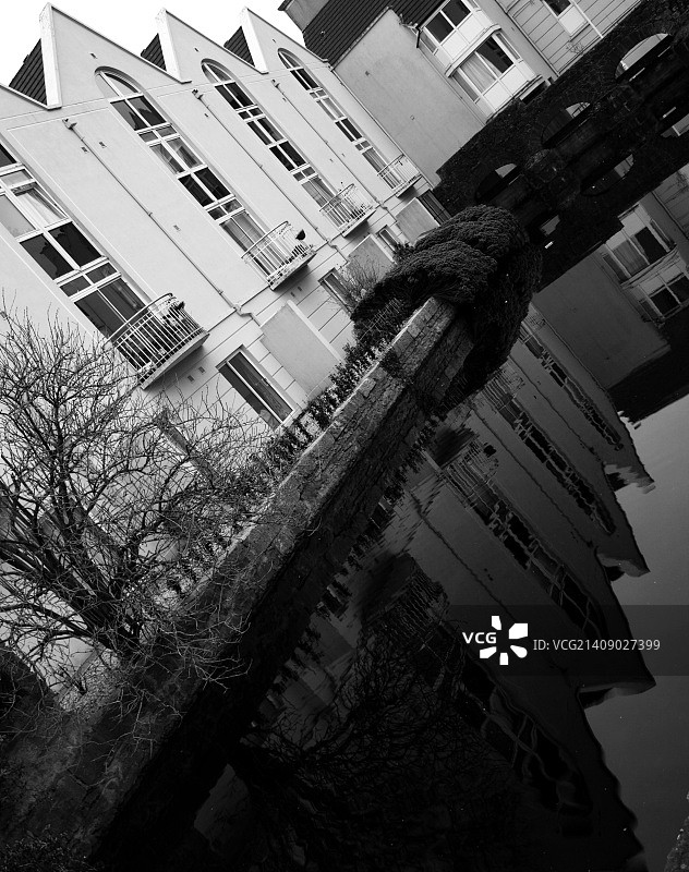 戈尔韦的倒影图片素材