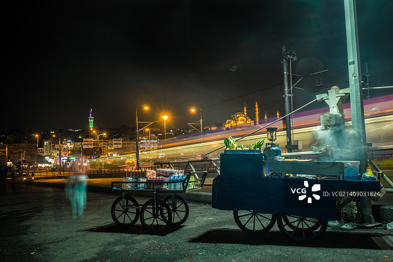 食物，伊斯坦布尔加拉塔桥上的生活和色彩图片素材