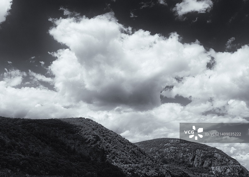 从冷泉镇看到的斯托姆国王山（纽约州）图片素材