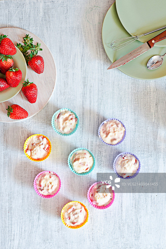 草莓松饼食谱（步骤5）图片素材