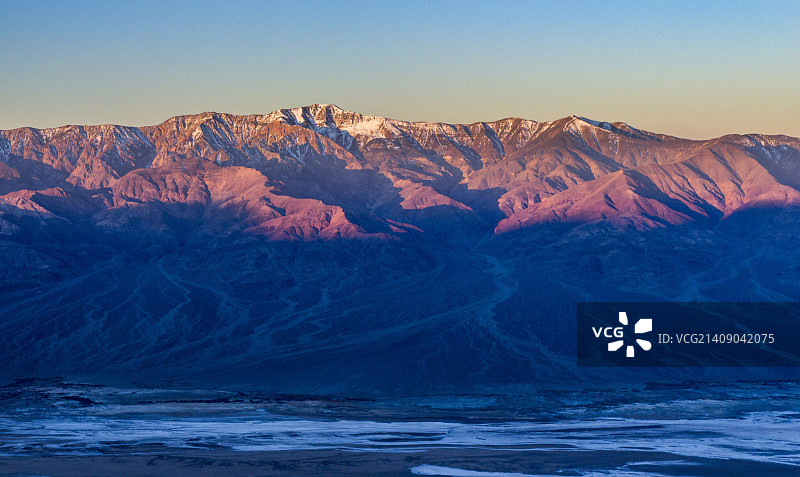 死亡谷望远镜峰的日出图片素材