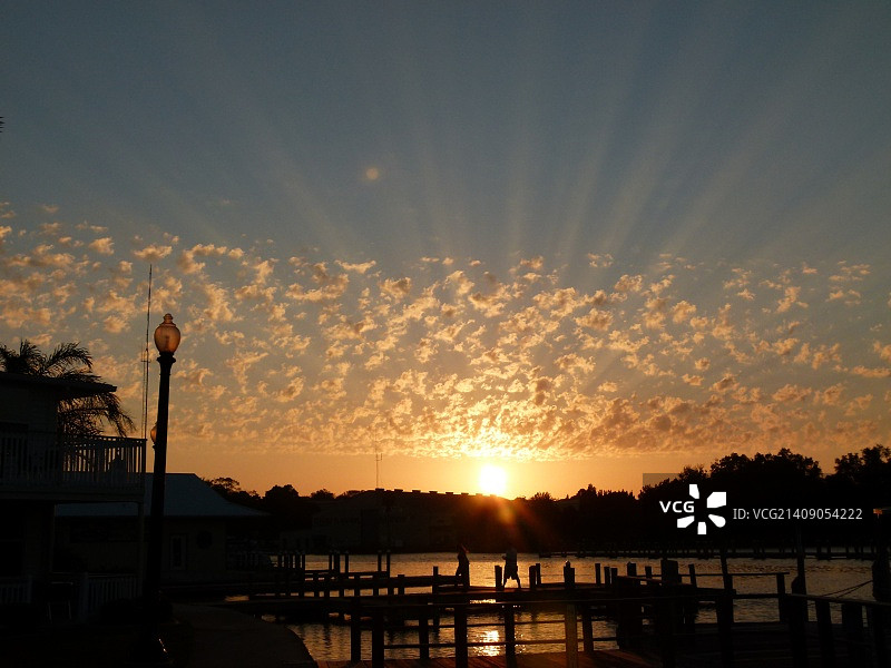 霍莫萨萨河夕阳图片素材