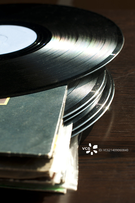 黑胶唱片和封面图片素材