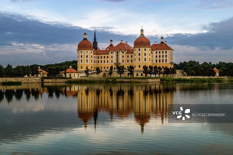 莫里茨堡的黎明图片素材