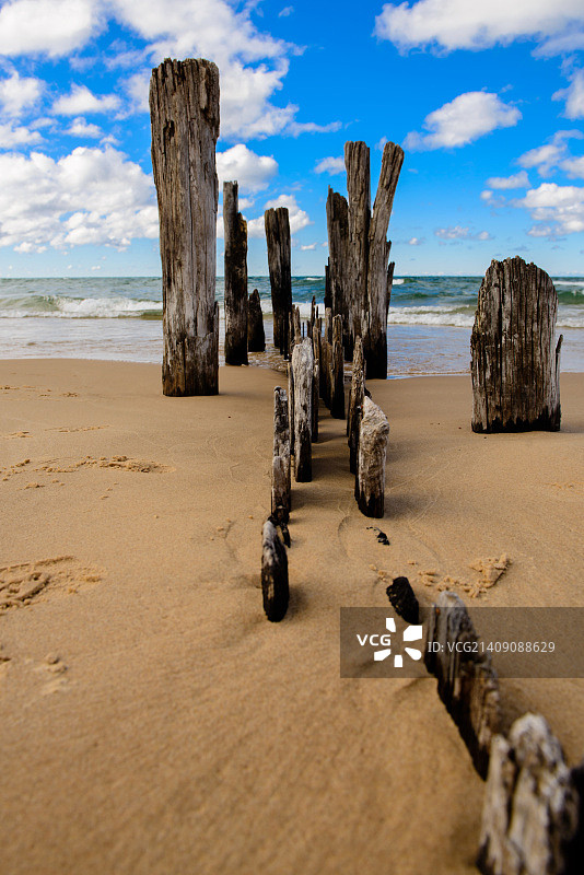 卢丁顿州立公园附近的密歇根湖图片素材