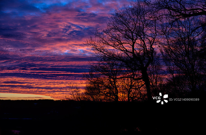 纽约长岛冷泉港的日落图片素材