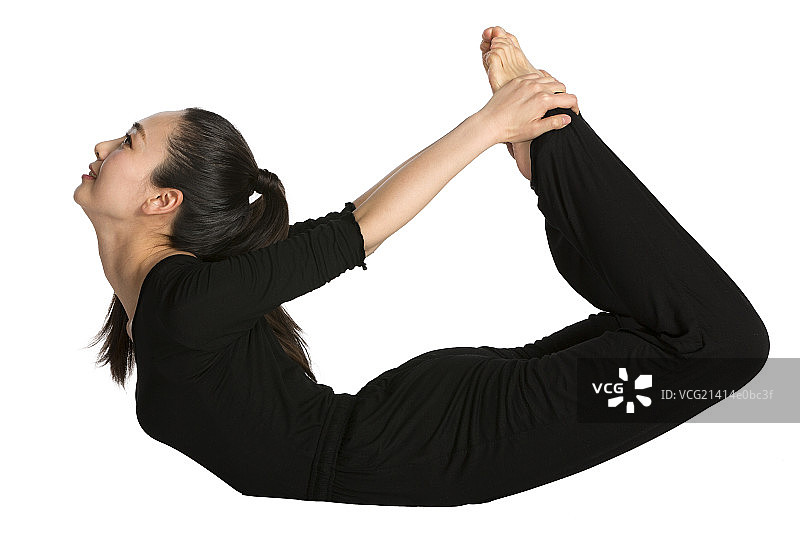 青年女人做瑜伽图片素材