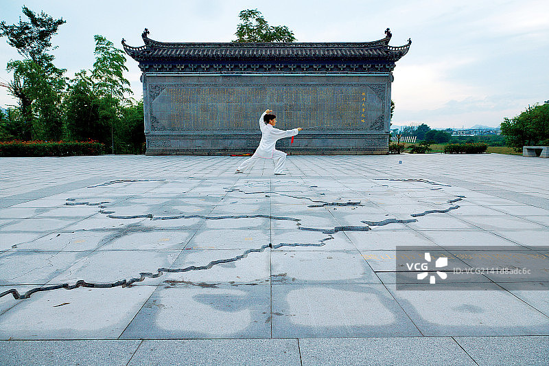 武术舞剑图片素材