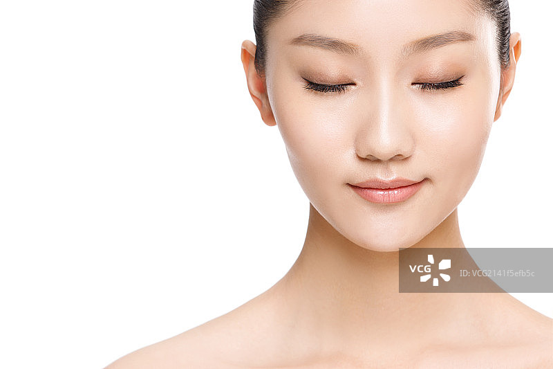 年轻女人妆面图片素材