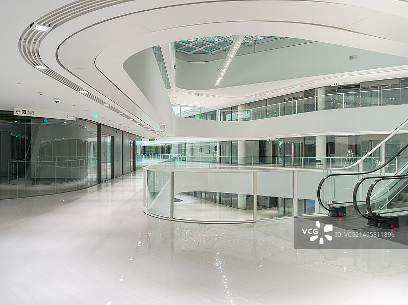 北京光华路SOHO室内大堂图片素材