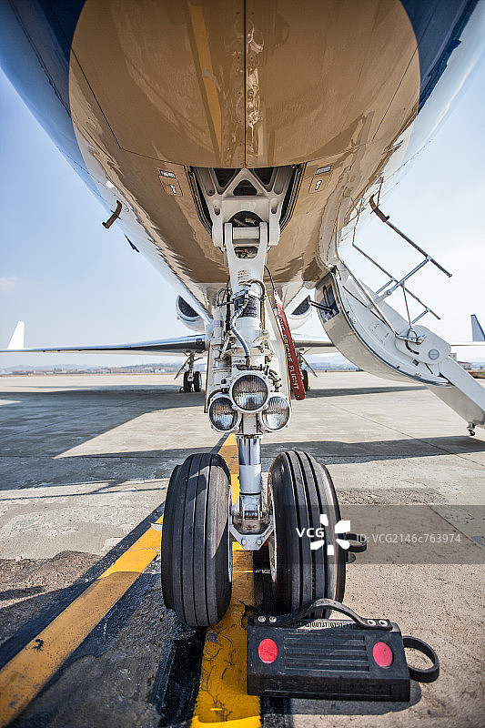 私人飞机轮胎图片素材