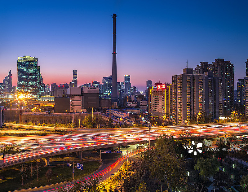 北京城市道路交通（四惠立交桥夜景）图片素材